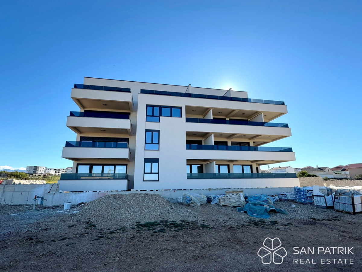 Vaš dom na Mediteranu – moderni apartmaji na otoku Pag, 300m od morja!