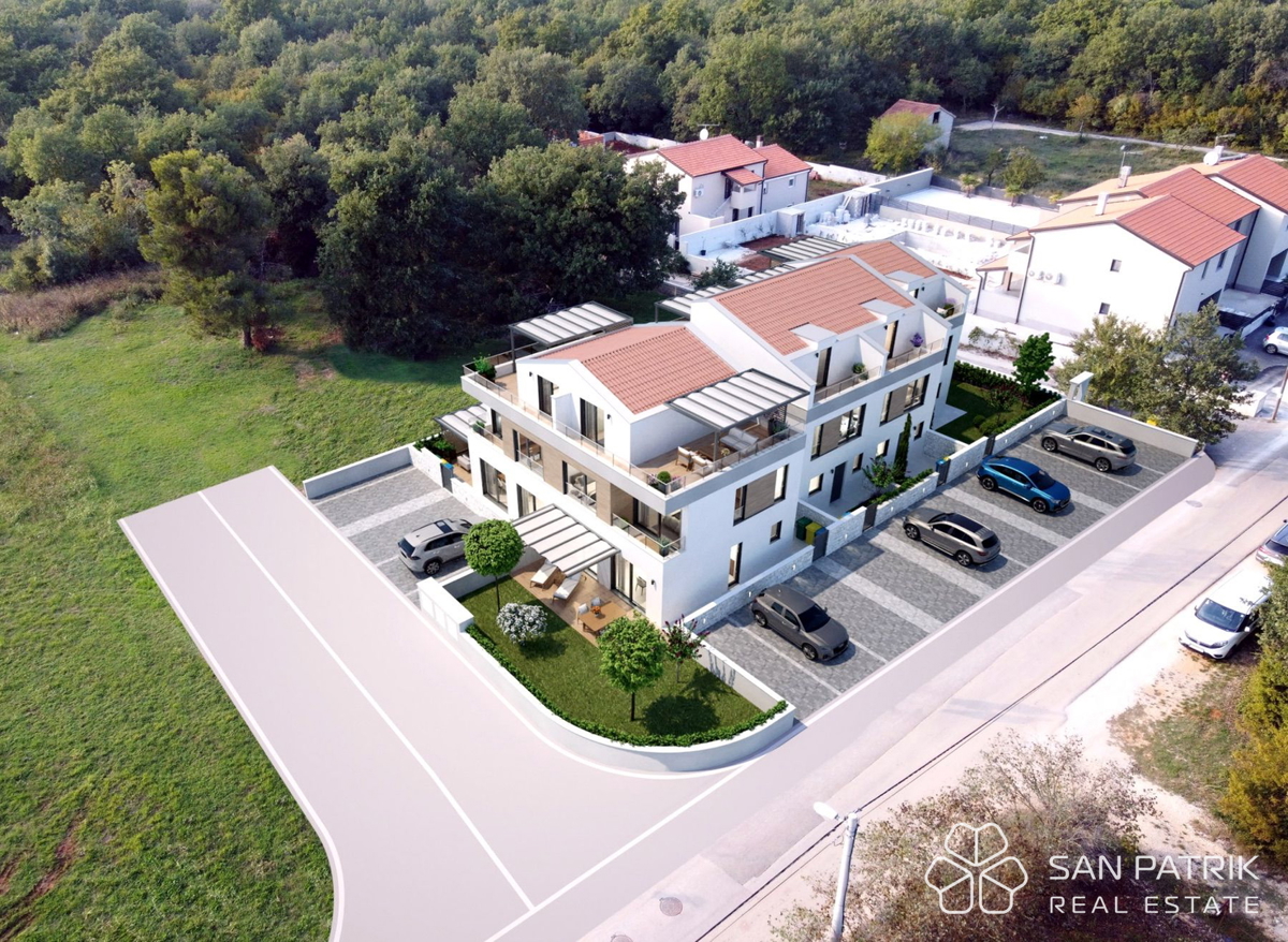 Moderna vrstna hiša (128 m2) na odlični lokaciji - Poreč