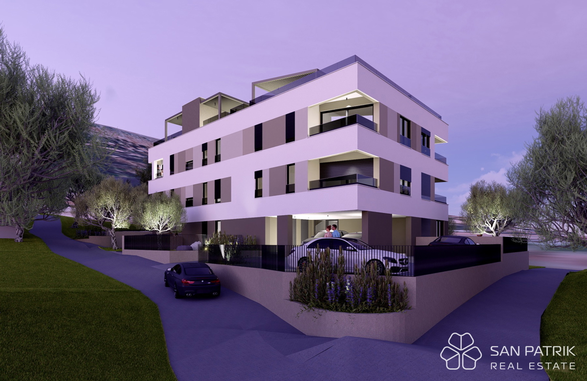 Novogradnja z razgledom na morje, 250 m od plaže, Podstrana