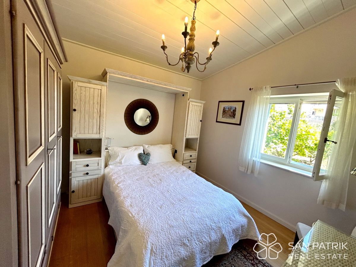 Avtentična dalmatinska vila z bazenom – spoj tradicije in trajnostnega bivanja