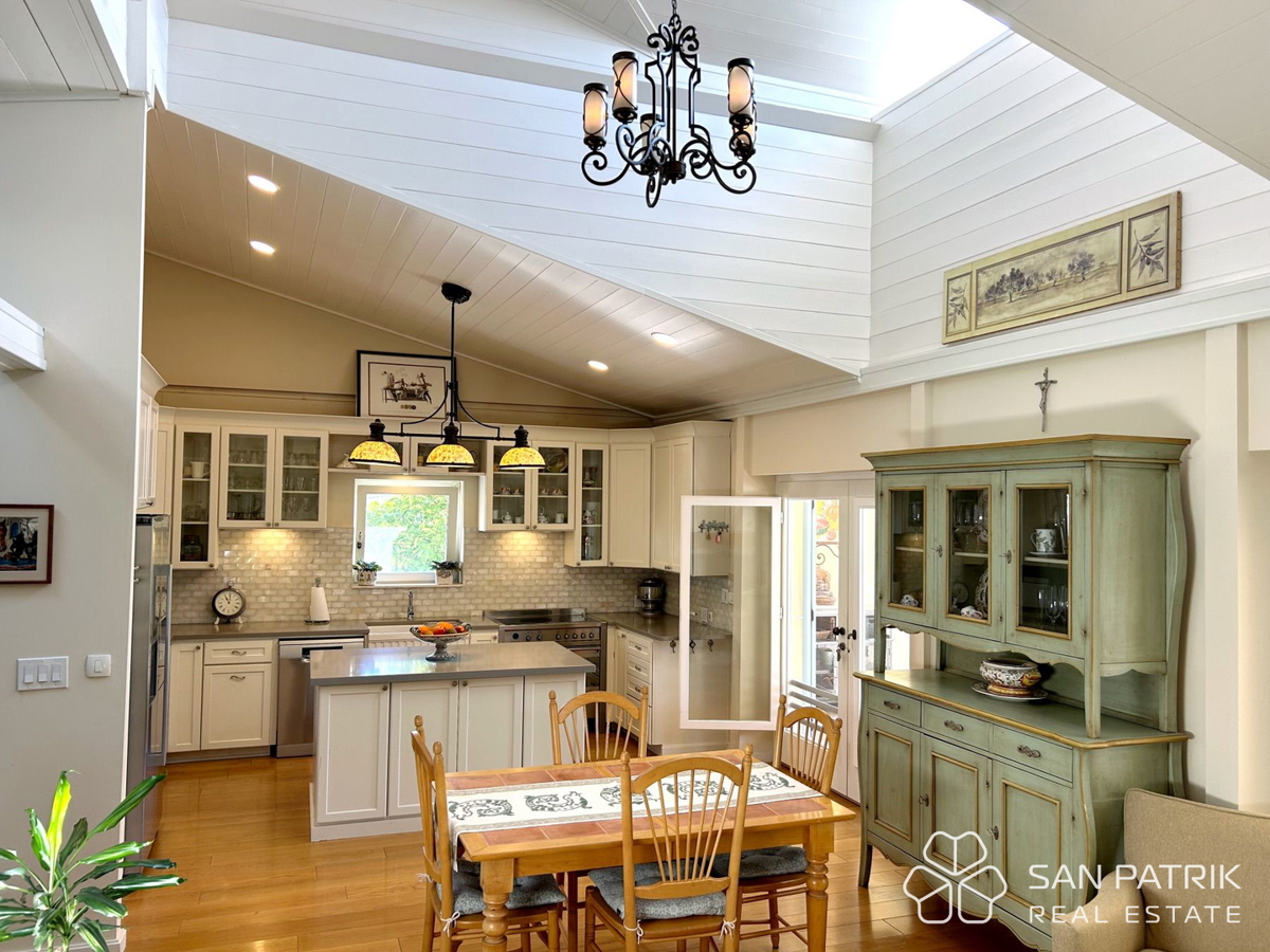 Avtentična dalmatinska vila z bazenom – spoj tradicije in trajnostnega bivanja