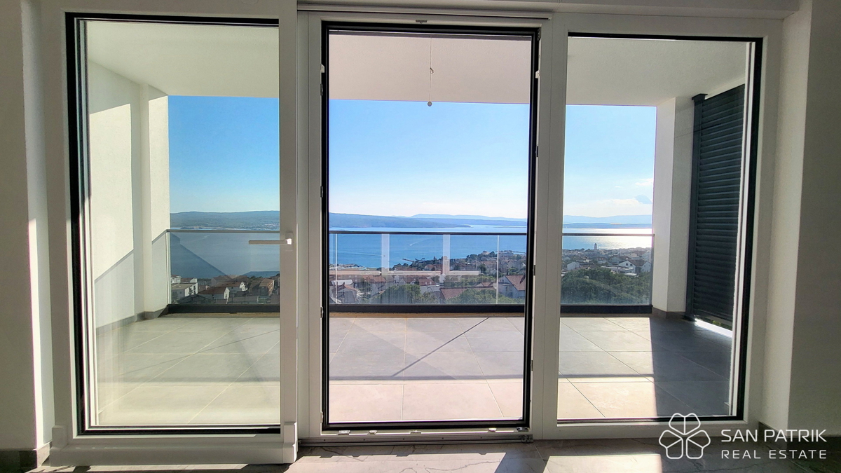 Crikvenica: Stanovanje v novi stavbi s panoramskim pogledom na morje