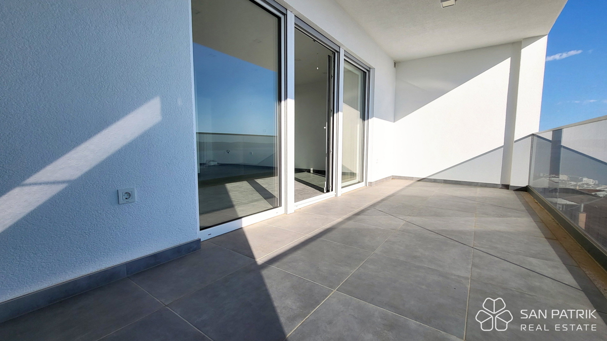 Crikvenica: Stanovanje v novi stavbi s panoramskim pogledom na morje