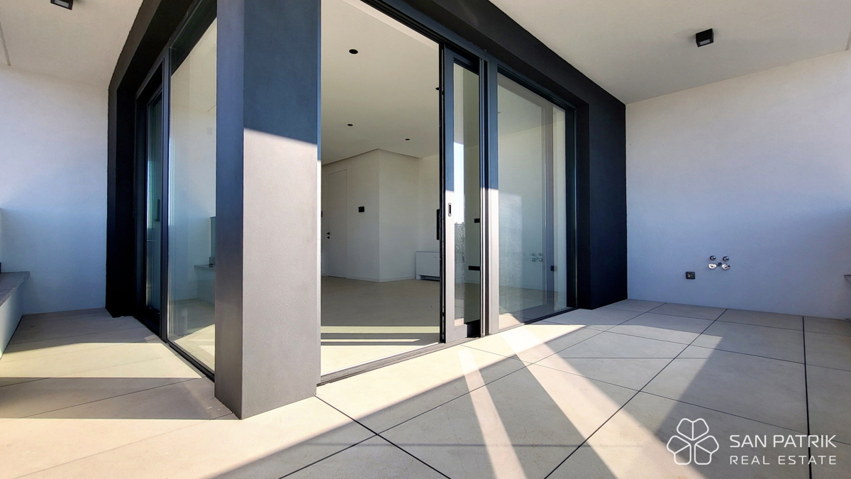 Moderno stanovanje v novogradnji na mirni lokaciji na otoku Krku