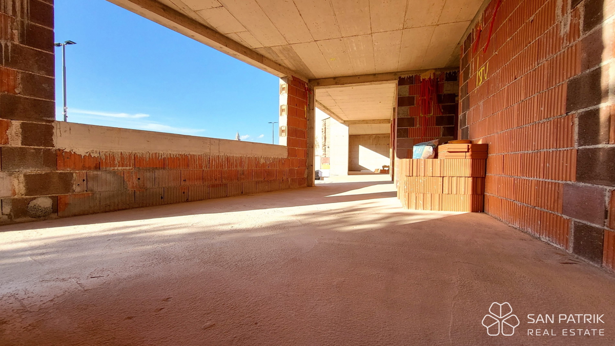 Elegantna novogradnja v bližini središča Vrbnika na otoku Krku