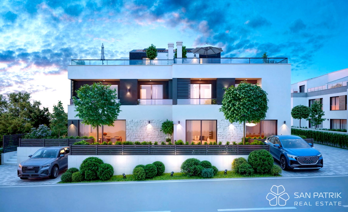 Hiša z bazenom na zaželeni lokaciji v Poreču, idealna za turistični najem