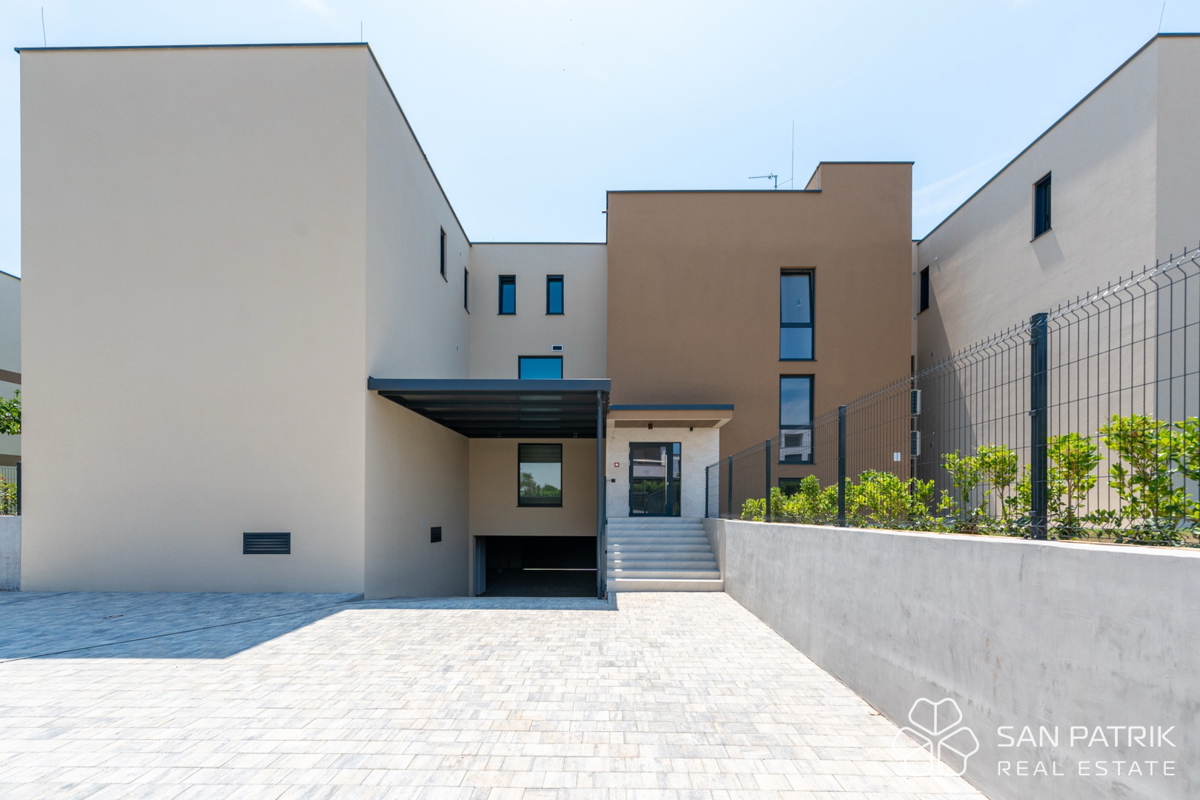 Novigrad, Istra: Moderna rezidenca na mirni lokaciji s pogledom