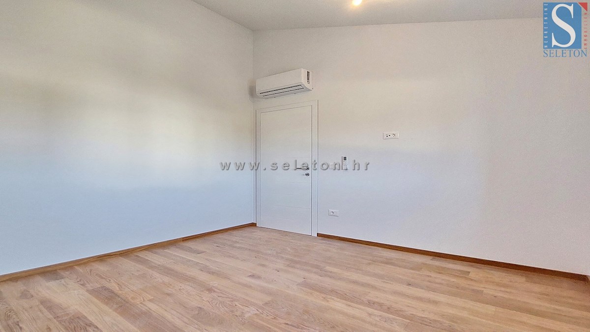 Poreč - okolica, novo stanovanje od 68 m2, 3 spalnice, 2 parkirni mesti