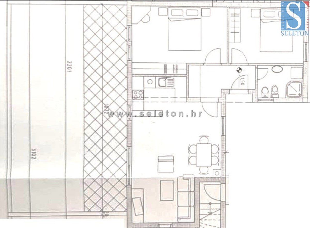 Opremljeno stanovanje v Poreču, 77 m2, s 60 m2 vrta, 1 km od morja/plaže