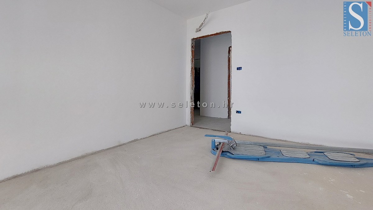 Novo stanovanje 67 m2 s pogledom na morje, DVIGALO, 2 parkirni mesti