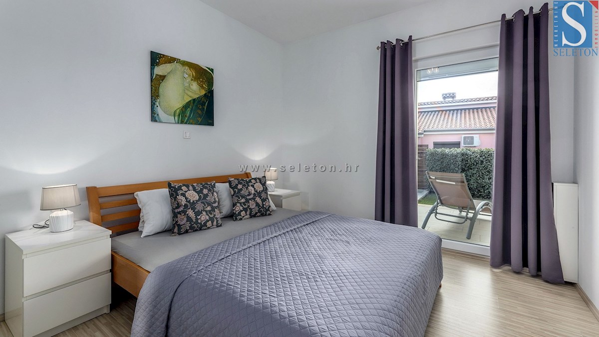 Poreč, samostojna hiša 134 m2 z bazenom