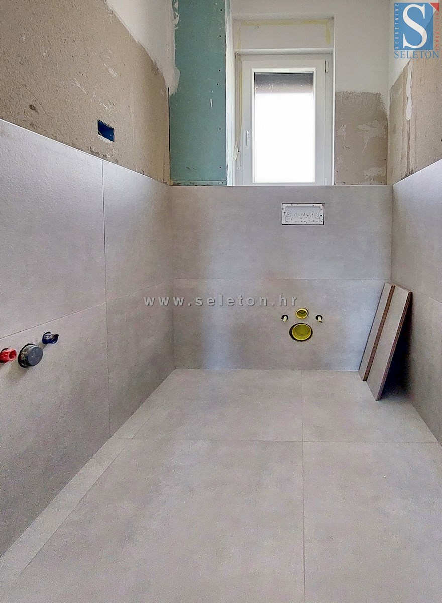 Novo stanovanje 67 m2 s pogledom na morje, DVIGALO, 2 parkirni mesti