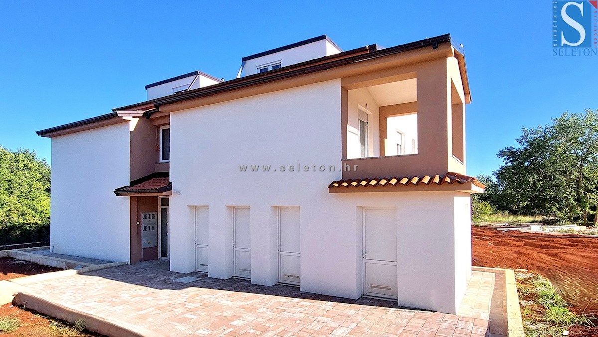 Poreč - okolica, novo stanovanje 66 m2, 2 terasi