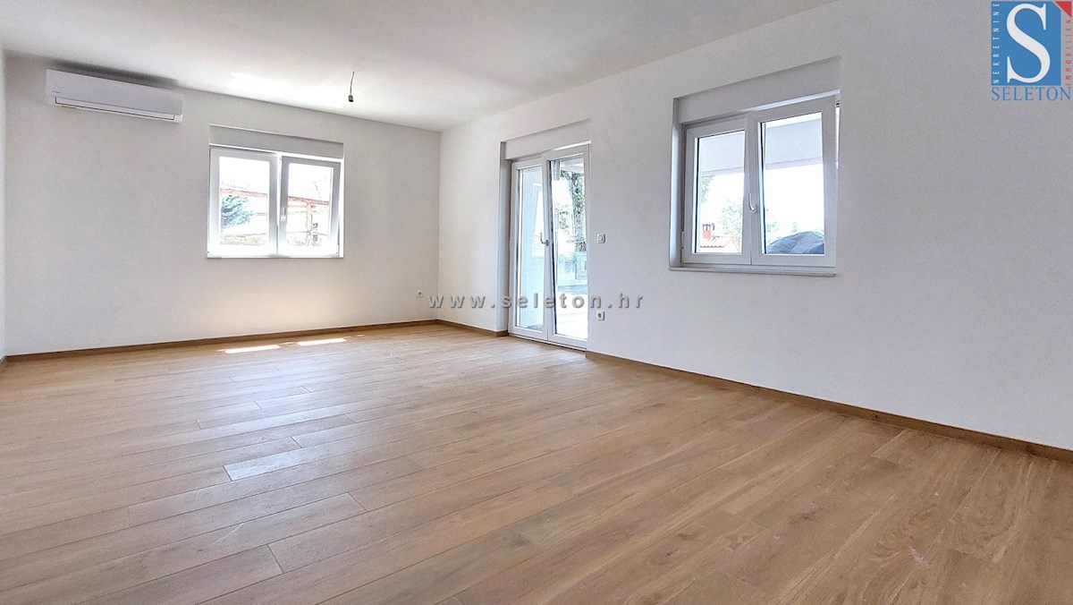 Novo stanovanje v okolici Poreča 72 m2 z vrtom 170 m2