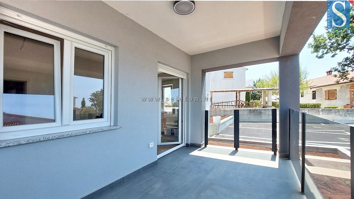 Novo stanovanje v okolici Poreča 72 m2 z vrtom 170 m2