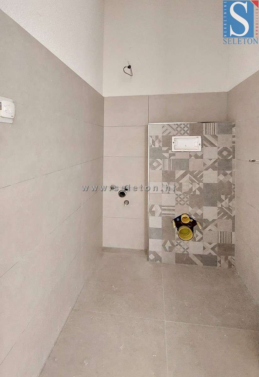 Stanovanje v okolici Poreča 82 m2 s pogledom na morje