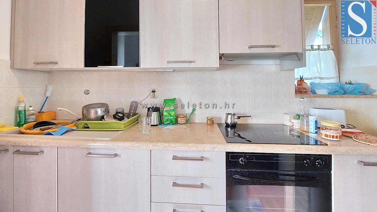 Apartma v Poreču, 74 m2, blizu morja in centra