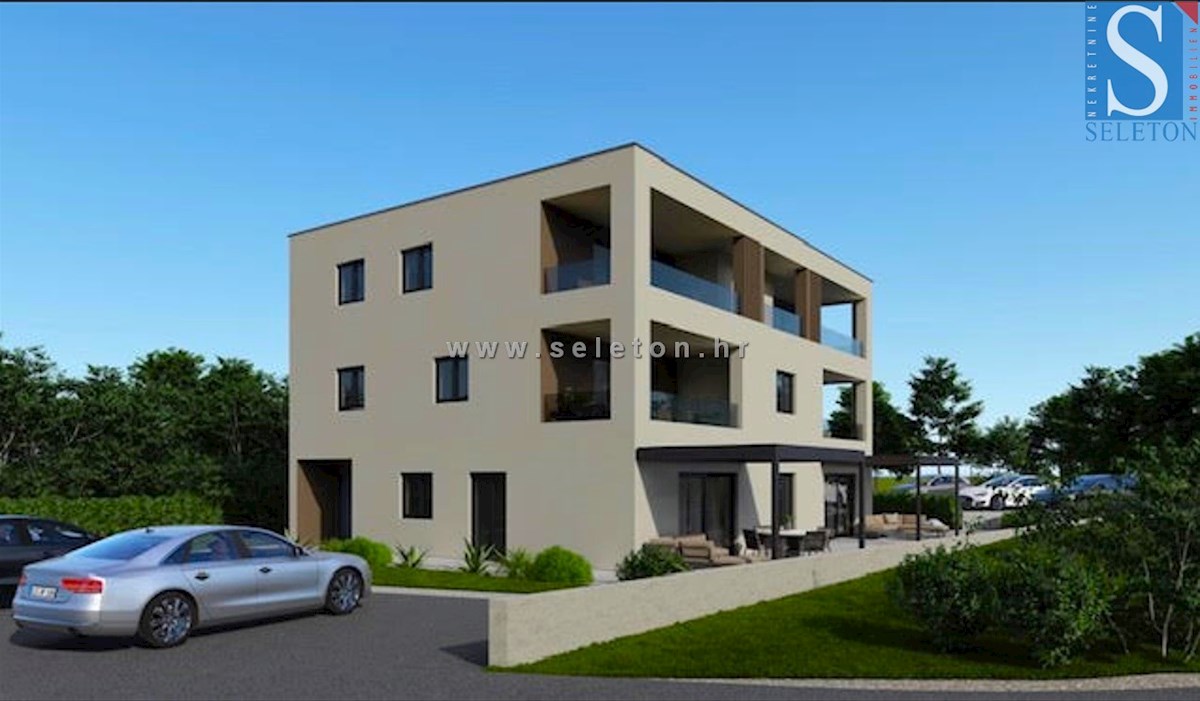 Poreč, stanovanje v gradnji 74 m2 + tarasa 15 m2, vrt ca 100 m2, 800 m od morja / 1 km do centra