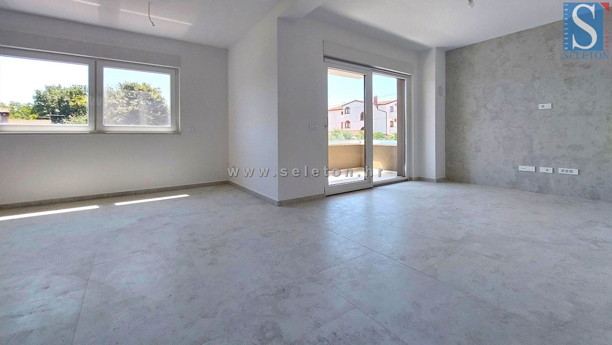 Poreč - novo stanovanje od 66 m2, 1. nadstropje, 2 parkirni mesti, DVIGALO
