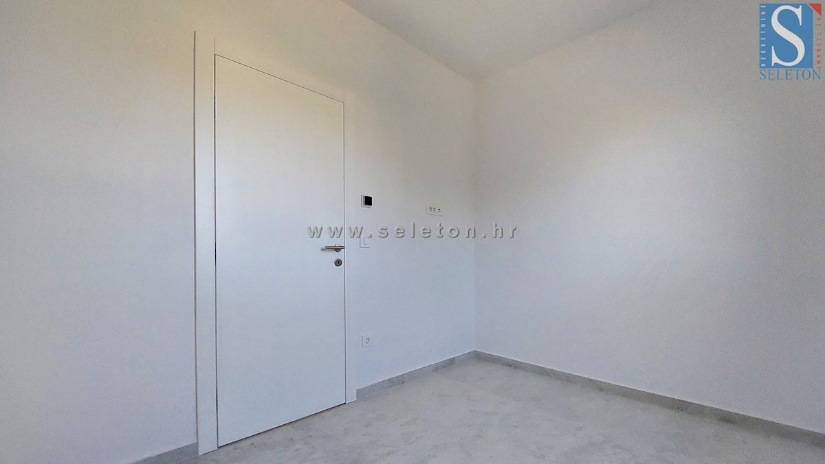 Poreč - novo stanovanje od 66 m2, 1. nadstropje, 2 parkirni mesti, DVIGALO