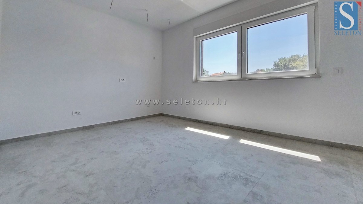 Poreč - novo stanovanje od 66 m2, 1. nadstropje, 2 parkirni mesti, DVIGALO