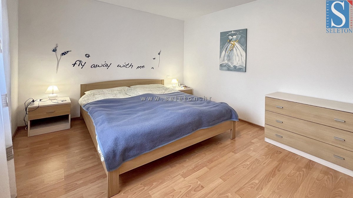 Poreč, samostojna hiša 160 m2 z bazenom