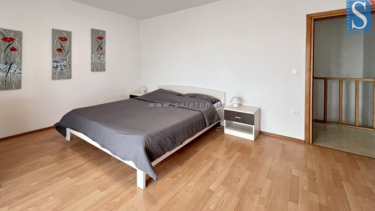 Poreč, samostojna hiša 160 m2 z bazenom