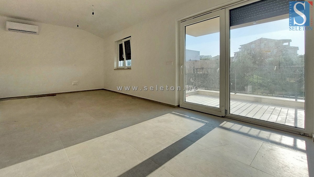 Poreč - okolica, novo stanovanje od 72 m2, 2 spalnice, 2 parkirni mesti