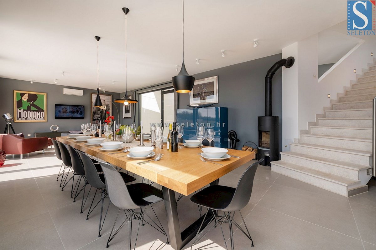 Istra, Poreč - okolica, moderna vila 437 m2 z bazenom