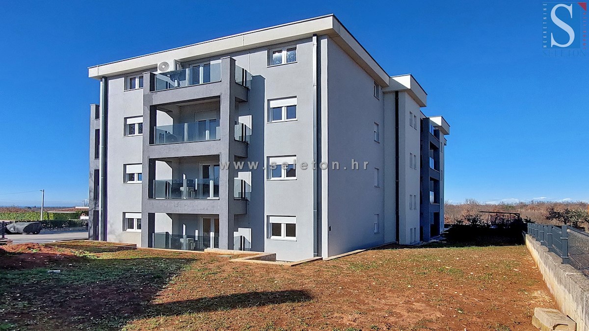 Istra, novo stanovanje v okolici Poreča 72 m2 z vrtom 200 m2
