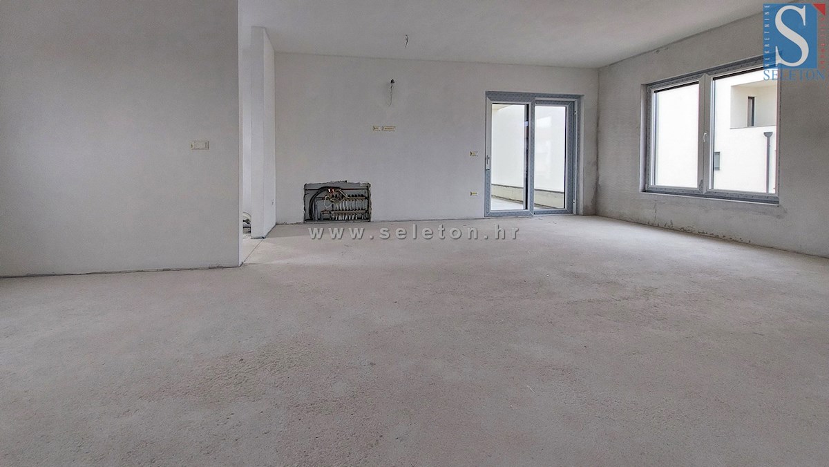 Istra, Poreč, novo stanovanje 91 m2, 1. nadstropje, cca 800 m od morja (zračne črte)