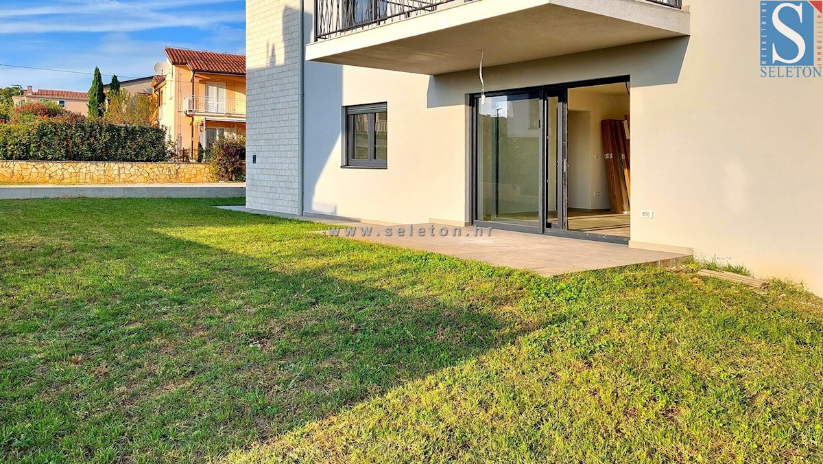 Novo stanovanje v okolici Poreča 94 m2 z vrtom od 146 m2