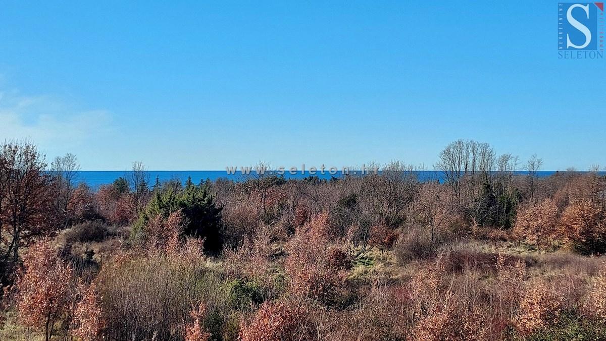 Istra, Poreč, novo stanovanje 161 m2, 2. nadstropje, pogled na morje, cca 800 m od morja (zračne črte)