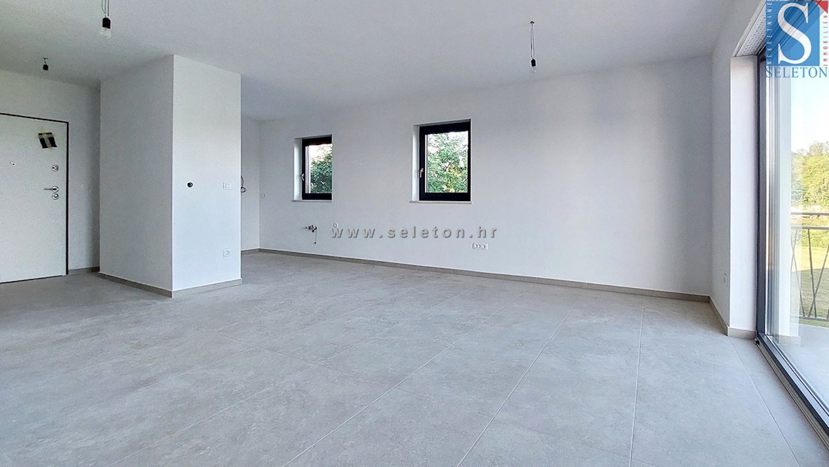 Novo stanovanje v okolici Poreča 94 m2 z veliko strešno teraso od 84 m2
