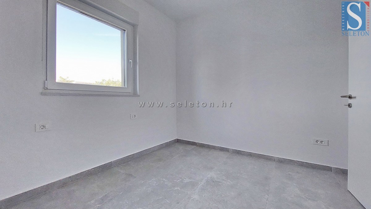 Poreč - novo stanovanje 66 m2, pogled na morje, DVIGALO, 2 parkirni mesti