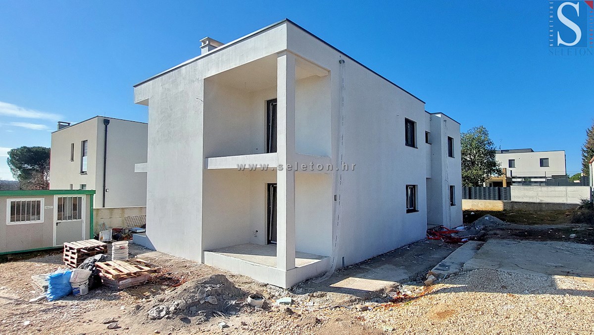 Poreč, novo stanovanje velikosti 73 m2 v Poreču, 1. nadstropje - v gradnji