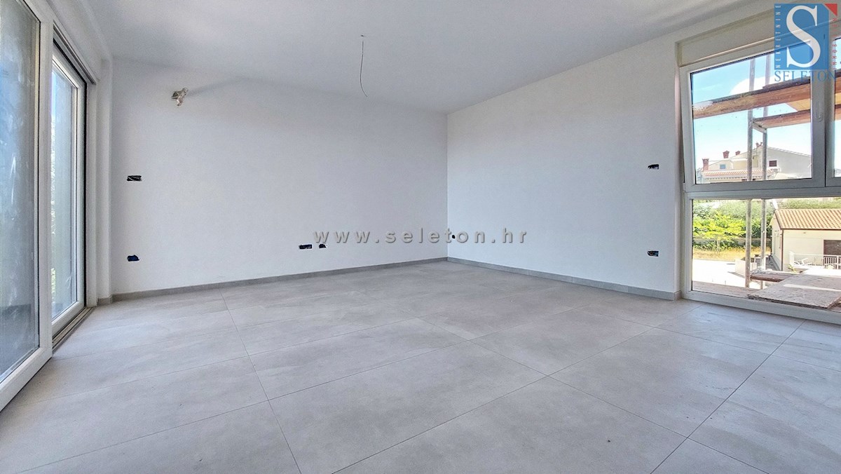 Novo stanovanje 67 m2 s pogledom na morje, DVIGALO, 2 parkirni mesti