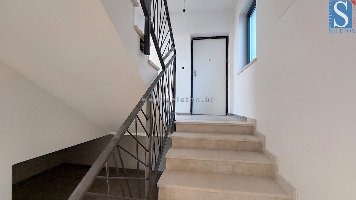 Novo stanovanje v okolici Poreča 86 m2 z vrtom od 146 m2