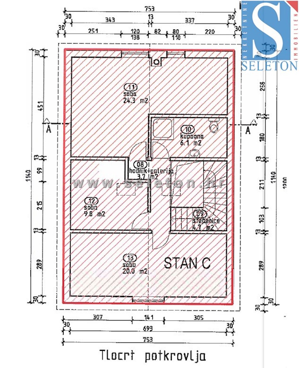 Opremljeno stanovanje 116 m2 v okolici Poreča, centralno ogrevanje, vrt 74 m2, 2 parkirni mesti