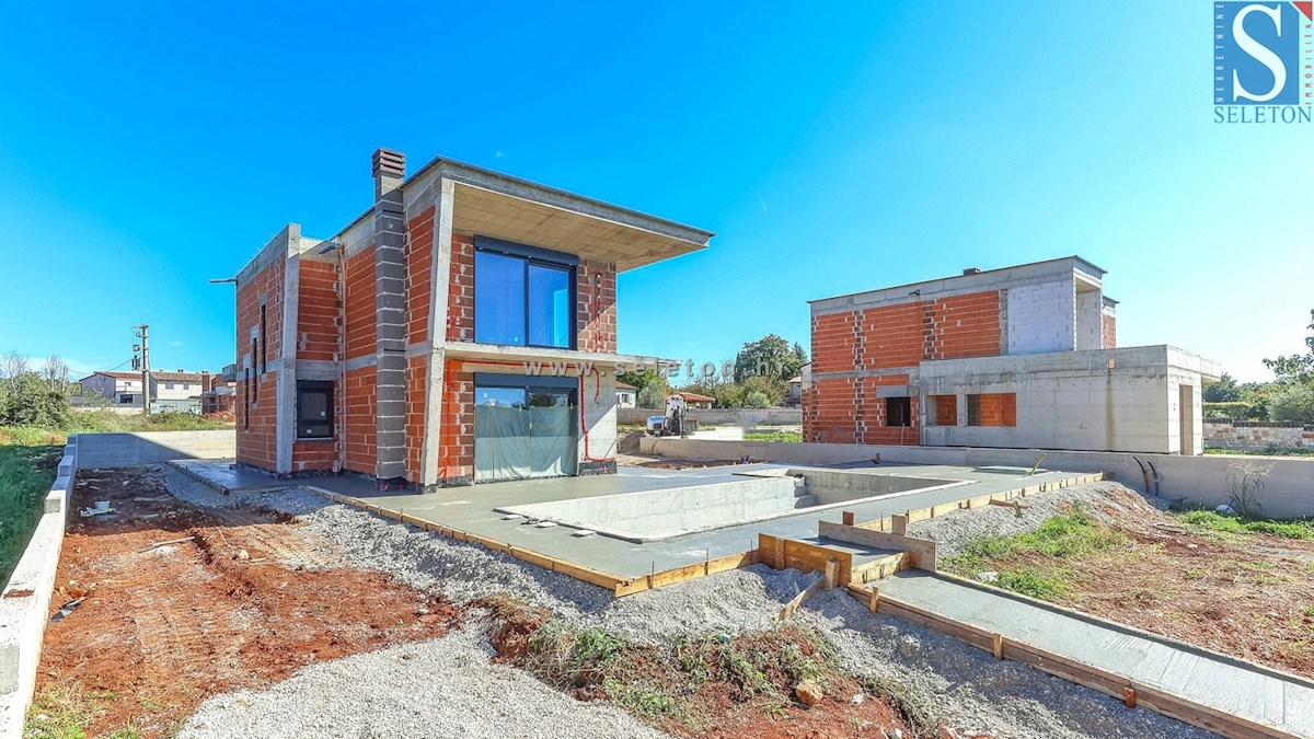 Moderna samostojna hiša 243 m2 z bazenom 36 m2 v okolici Poreča - v gradnji