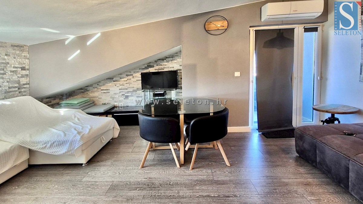 Funtana, opremljeno stanovanje 41 m2 s pogledom na morje