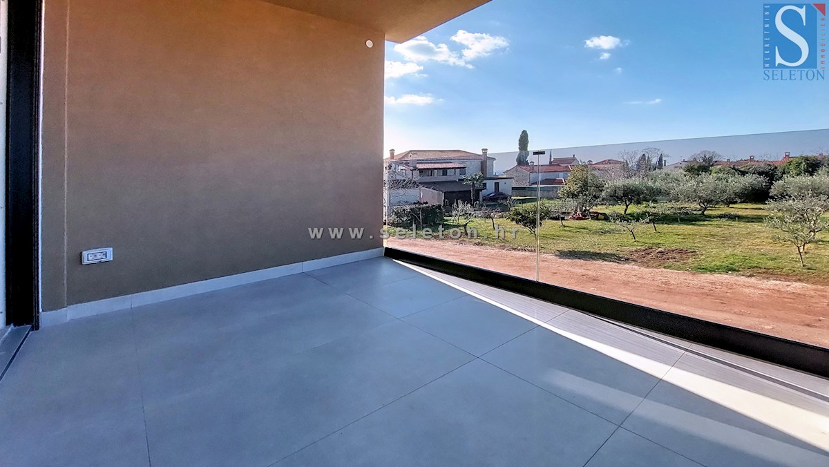 Istra, Poreč, novo stanovanje 67 m2, pogledom morje, DVIGALO