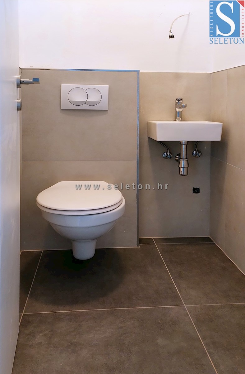 Novo stanovanje v okolici Poreča 82 m2 s pogledom na morje