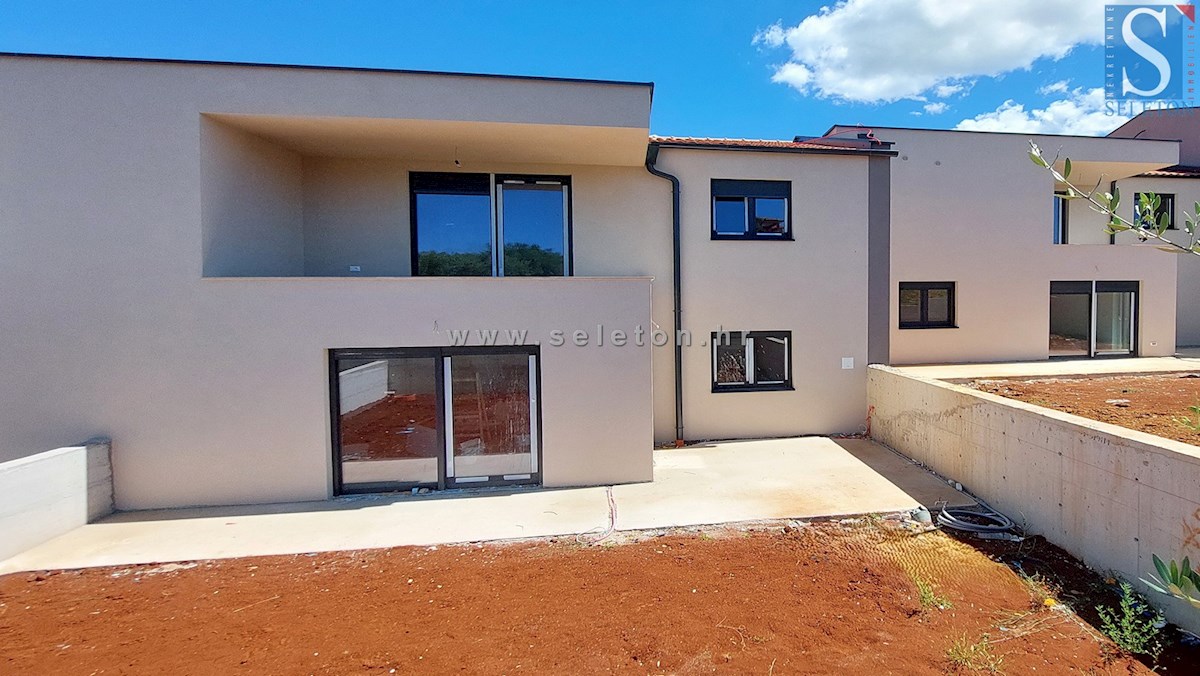 Poreč - okolica, novo stanovanje od 72 m2, 2 spalnice, 2 parkirni mesti