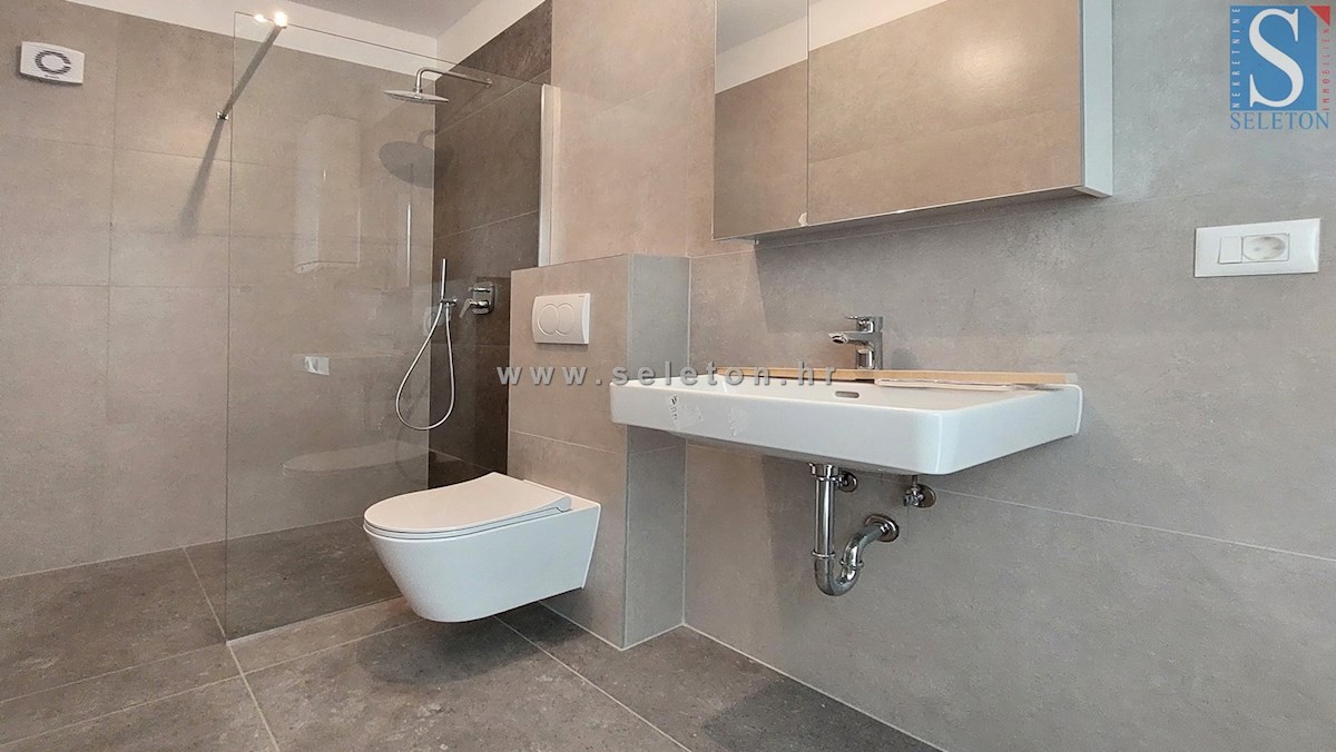 Poreč - okolica, novo stanovanje od 72 m2, 2 spalnice, 2 parkirni mesti