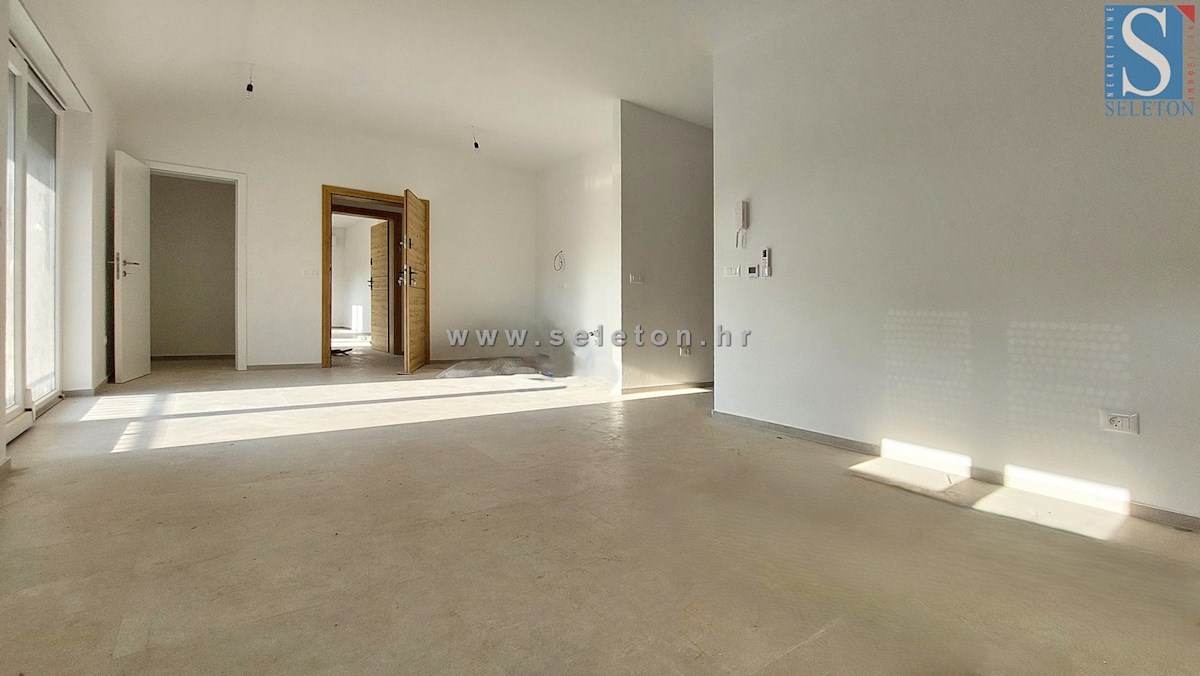 Poreč - okolica, novo stanovanje od 72 m2, 2 spalnice, 2 parkirni mesti
