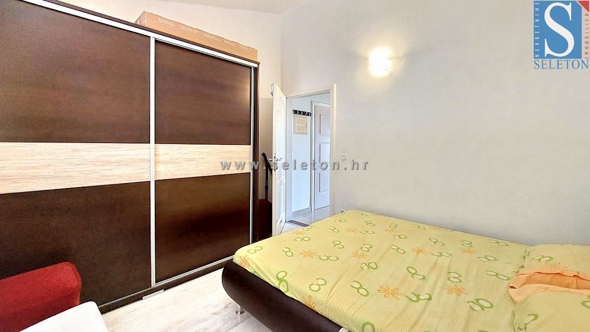 Opremljeno stanovanje velikosti 45 m2 v okolici Poreča, 2 spalnice