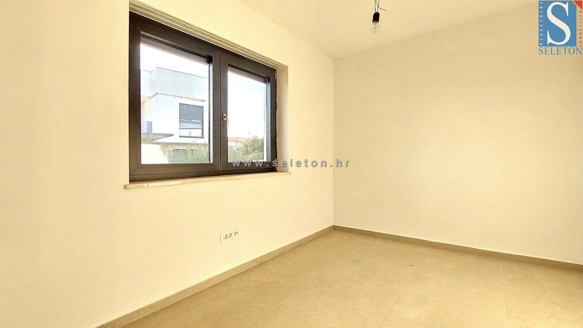Novo stanovanje v okolici Poreča 94 m2 z vrtom od 146 m2