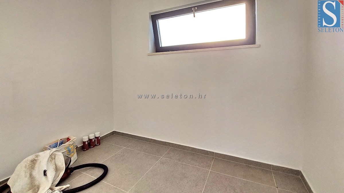 Novo stanovanje v okolici Poreča 94 m2 z vrtom od 146 m2