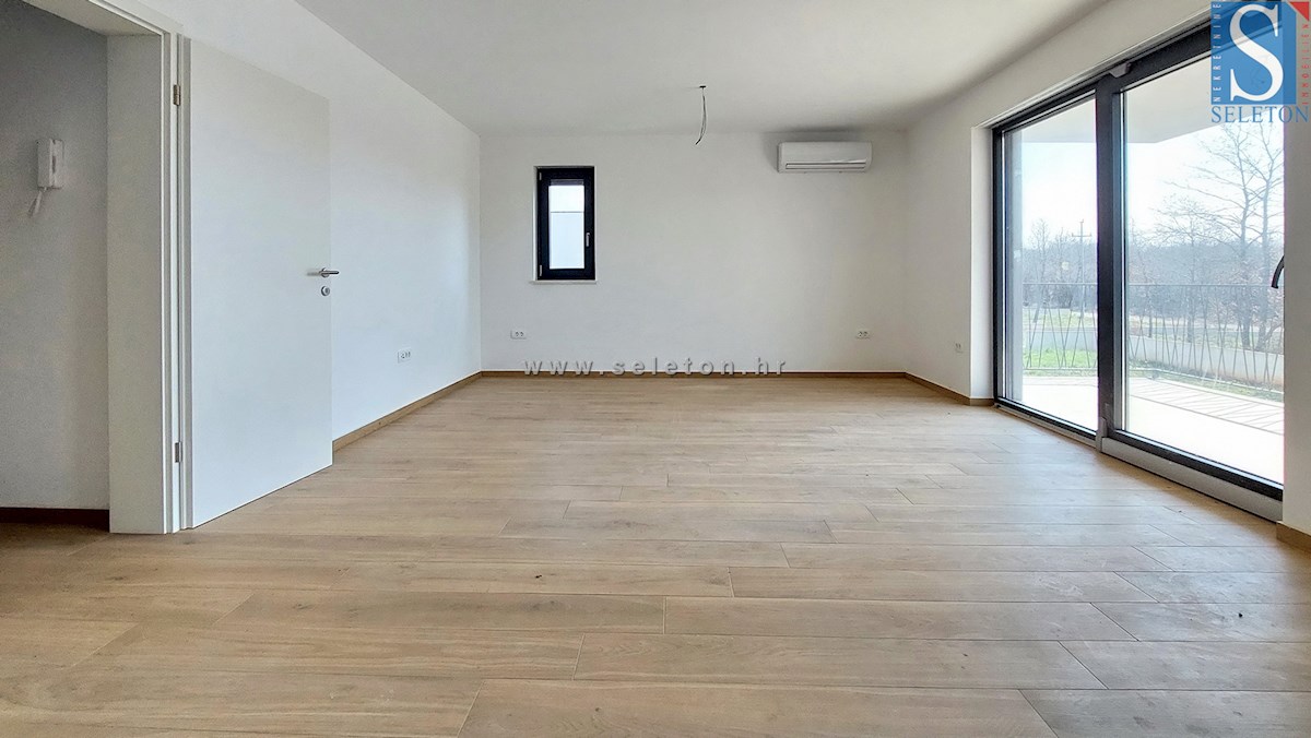 Novo stanovanje 68 m2 v okolici Poreča, 1. nadstropje
